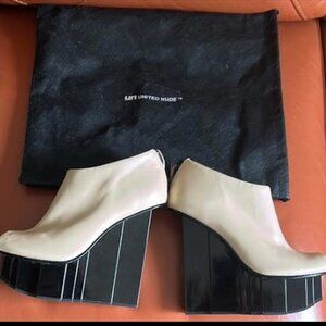 United Nude Platform Heels with original dust bag size 5 never worr.